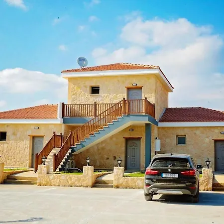 Tekos Golden Hill Boutique & Beach At Rizokarpasso Hotell *