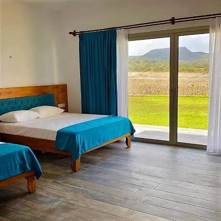 Hotell Tekos Golden Hill Boutique & Beach At Rizokarpasso Rizokarpaso